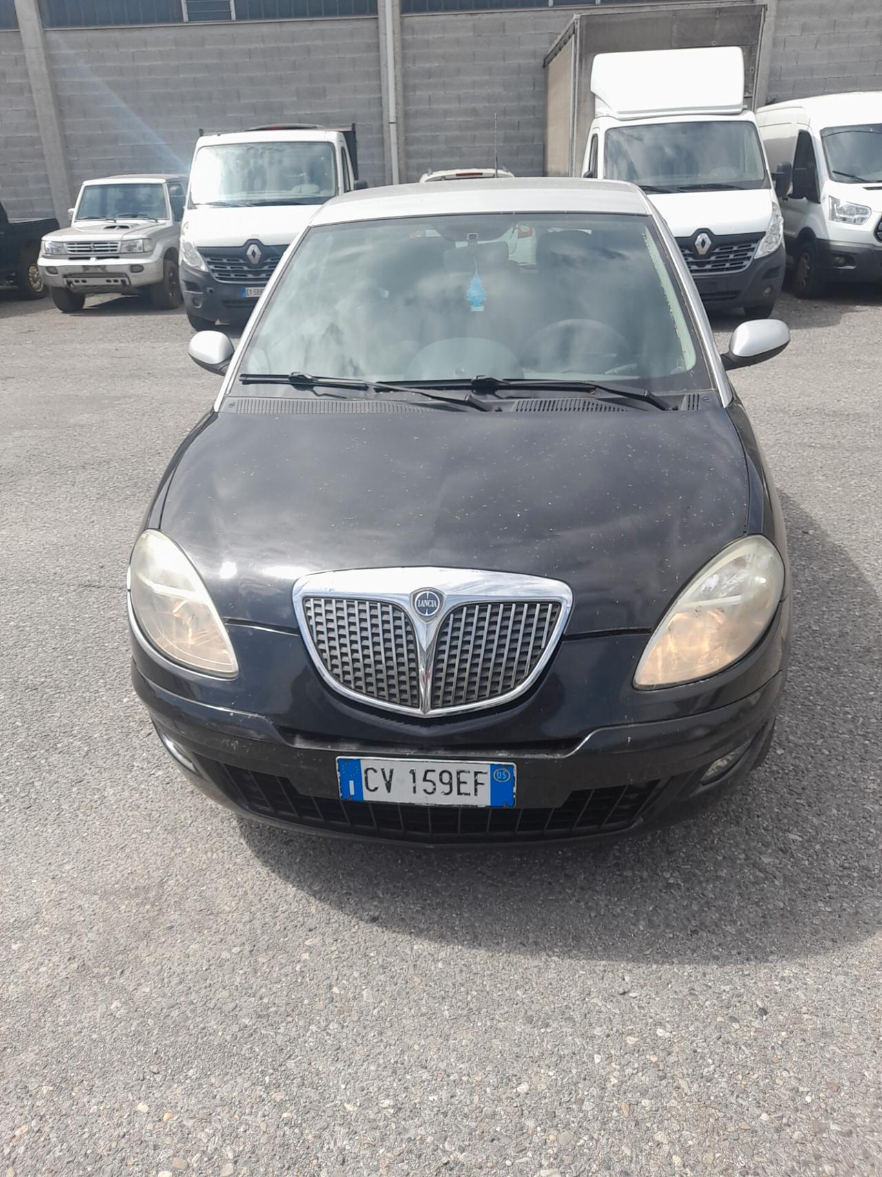Lancia Ypsilon 1.2 Argento