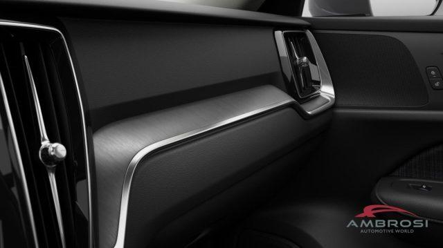 VOLVO V60 B4 Mild hybrid Benzina Core