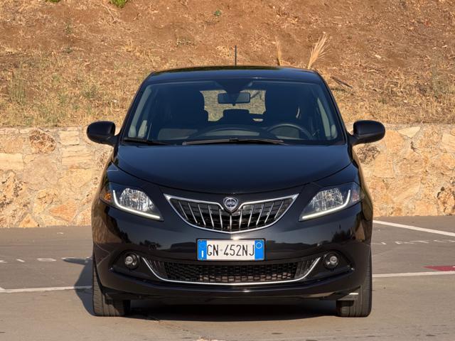LANCIA Ypsilon GOLD+NAVI CARPLAY+SENSORI+LED