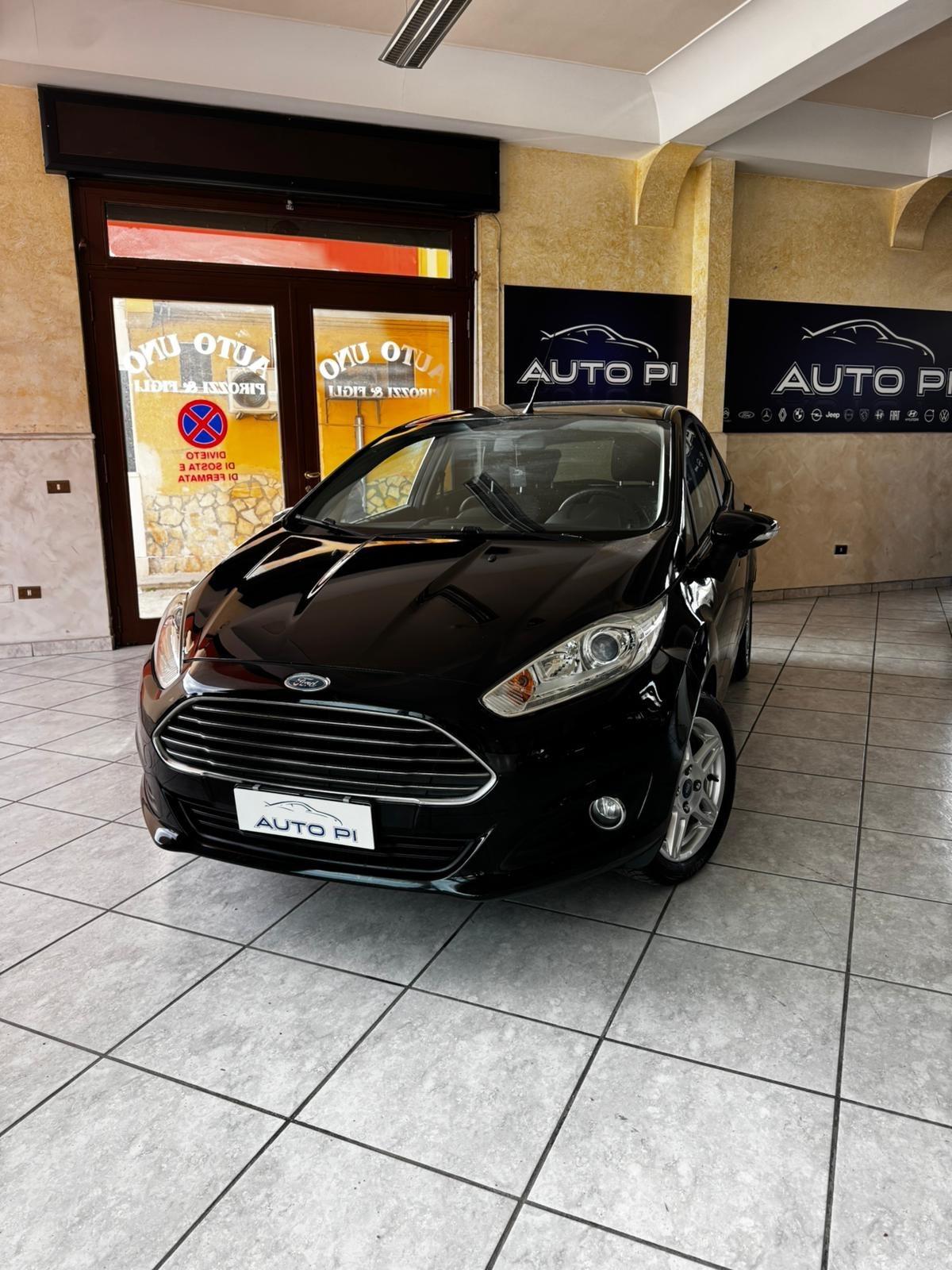 Ford Fiesta 1.5 TDCi 75CV 5 porte Titanium
