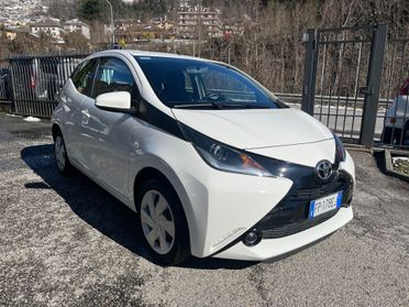 Toyota Aygo 1.0 VVT-i 69 CV 5 porte x-business