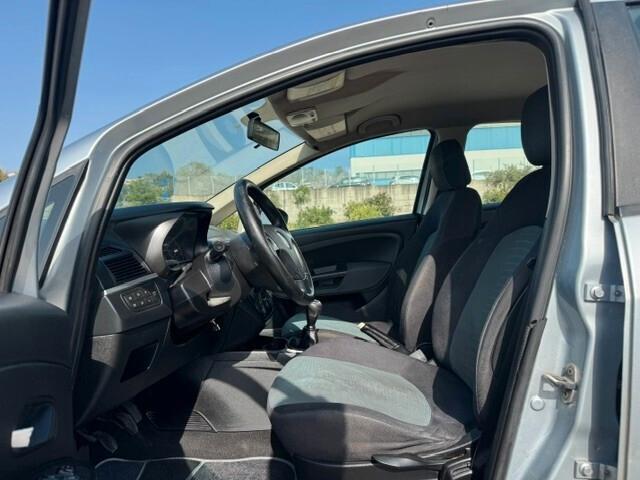 Fiat Grande Punto 1.3 MJT 75 CV 5 porte Dynamic