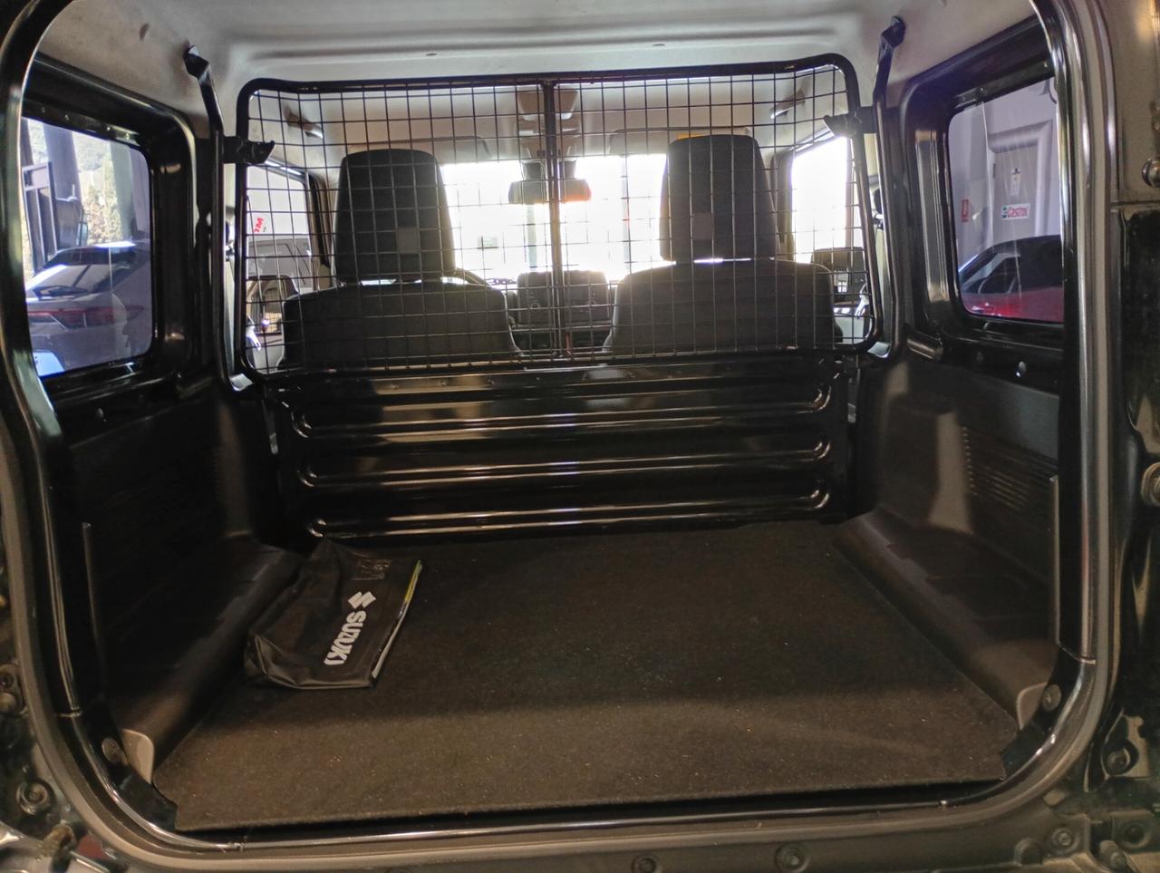 Suzuki Jimny 1.5 Black Edition N1