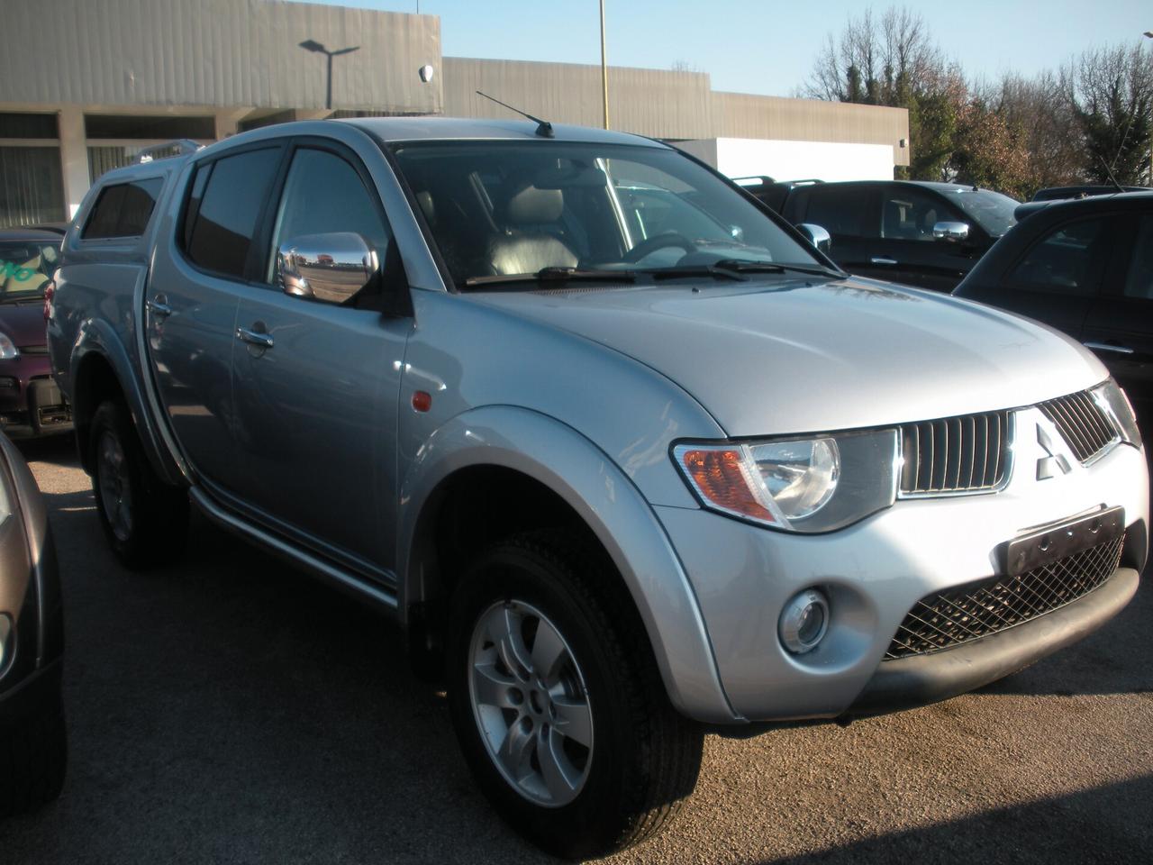 Mitsubishi L200 2.5 DI-D/136CV Double Cab Intense ''CHROME''