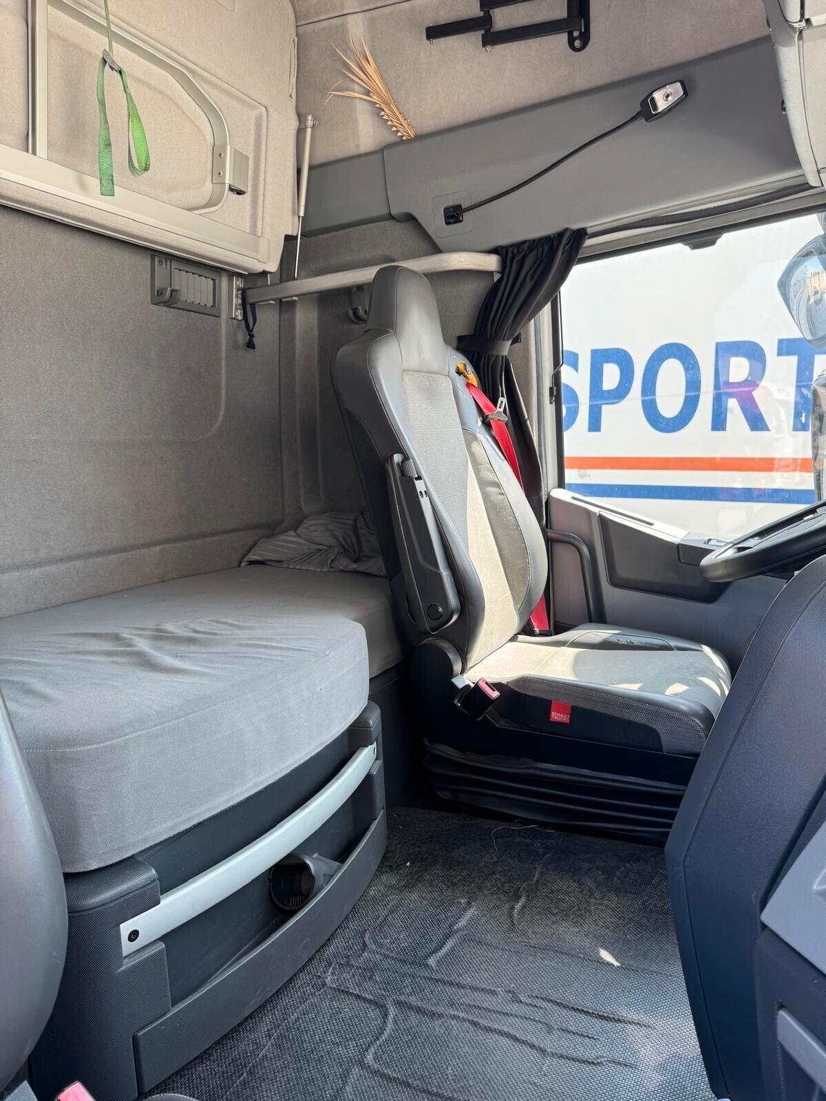 Renault Trucks T 460 Intarder