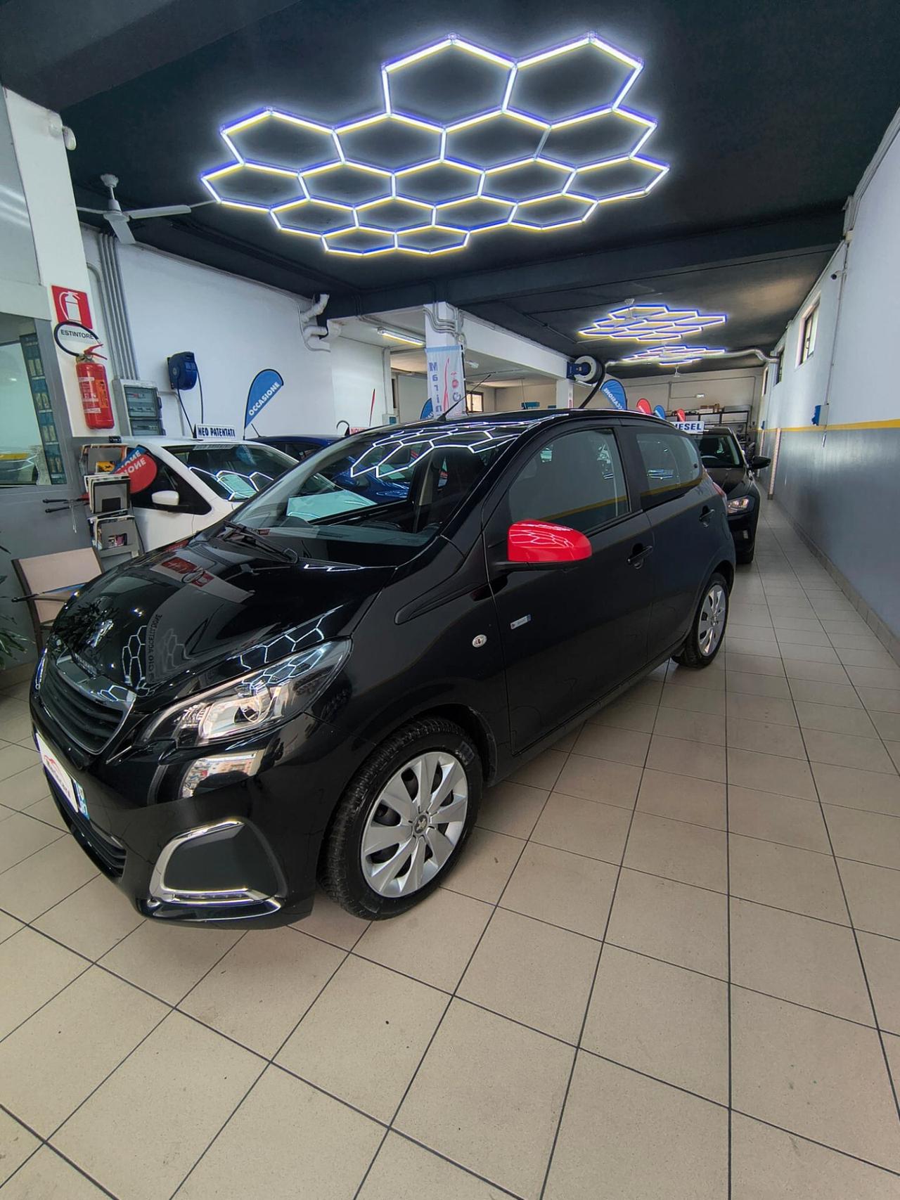 Peugeot 108 VTi 68 5 porte Allure