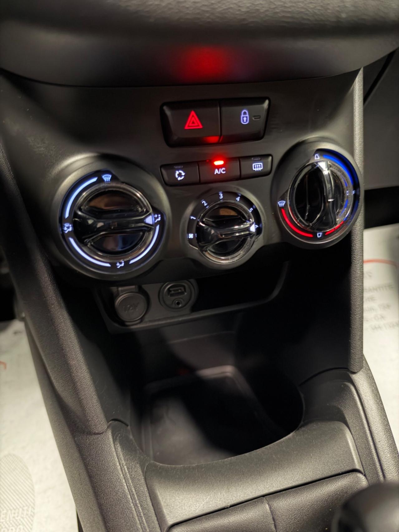 Peugeot 208 1.4 HDi 68 CV Allure