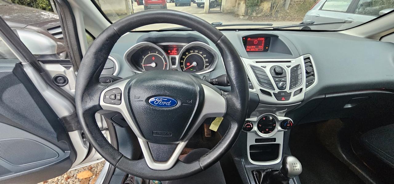 Ford Fiesta 1.2 82CV 3 porte Titanium