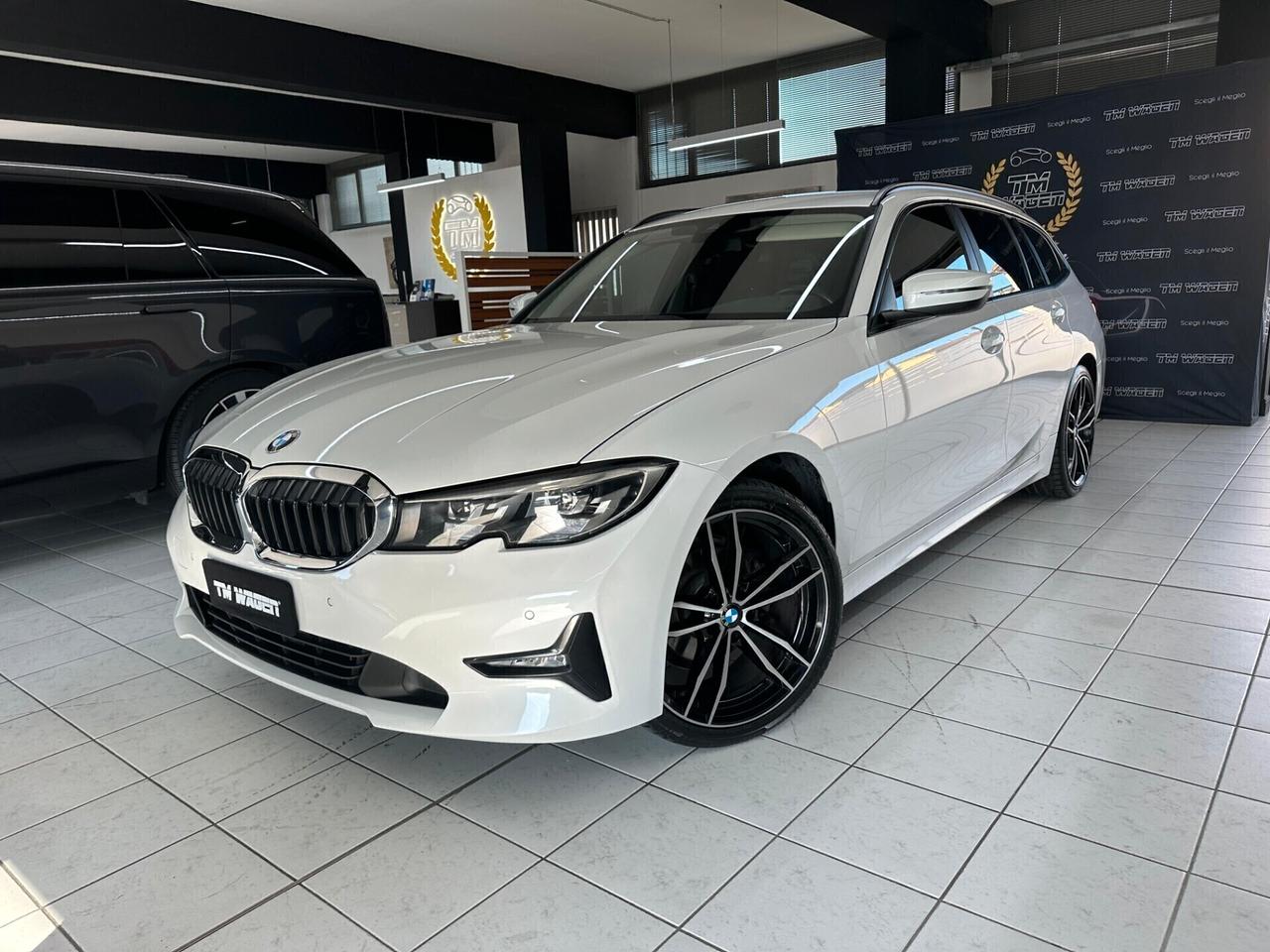 BMW 318 i Touring Business Advantage auto