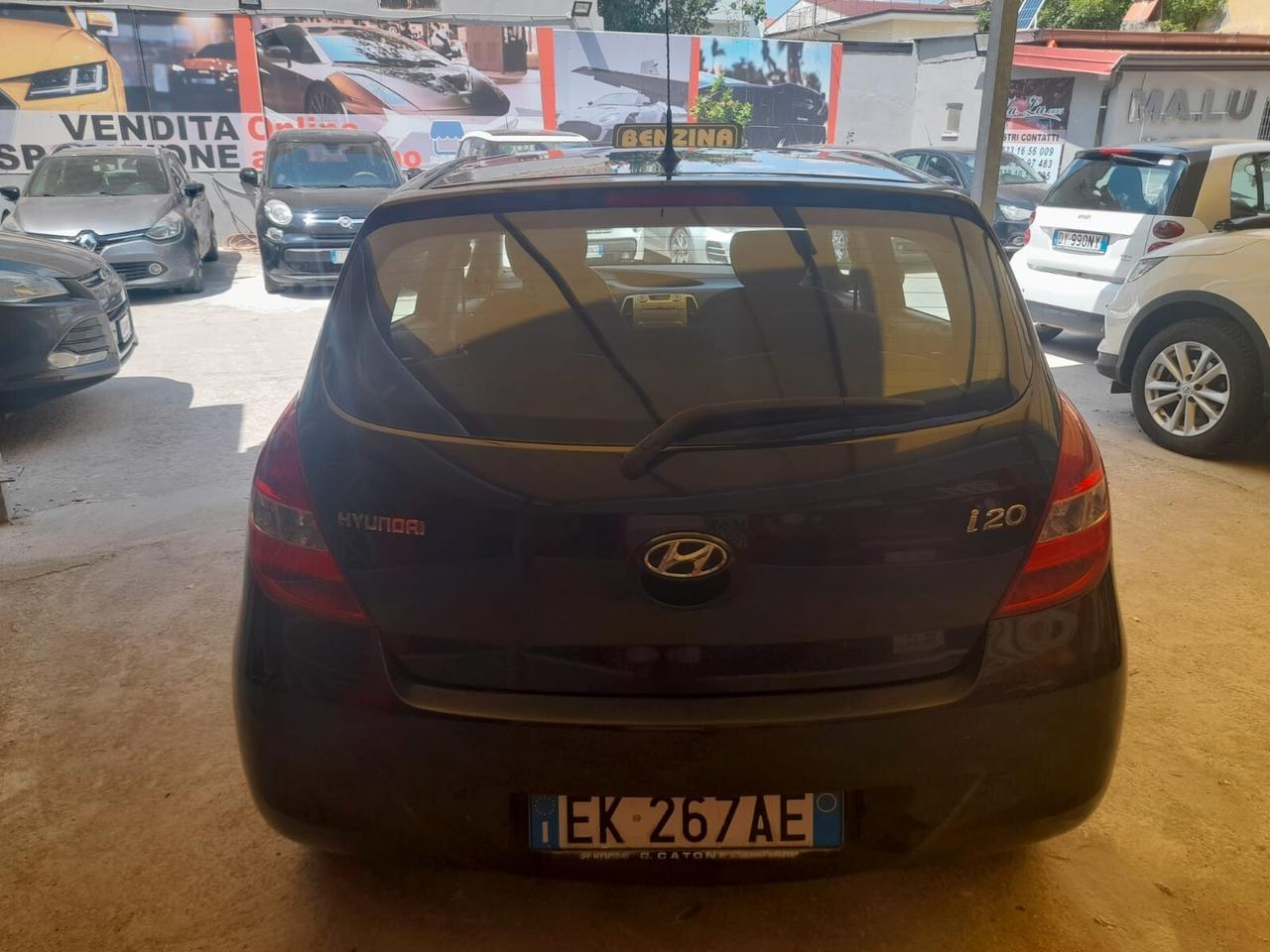 Hyundai i20 1.2cc benzina 12 mesi garanzia-2011