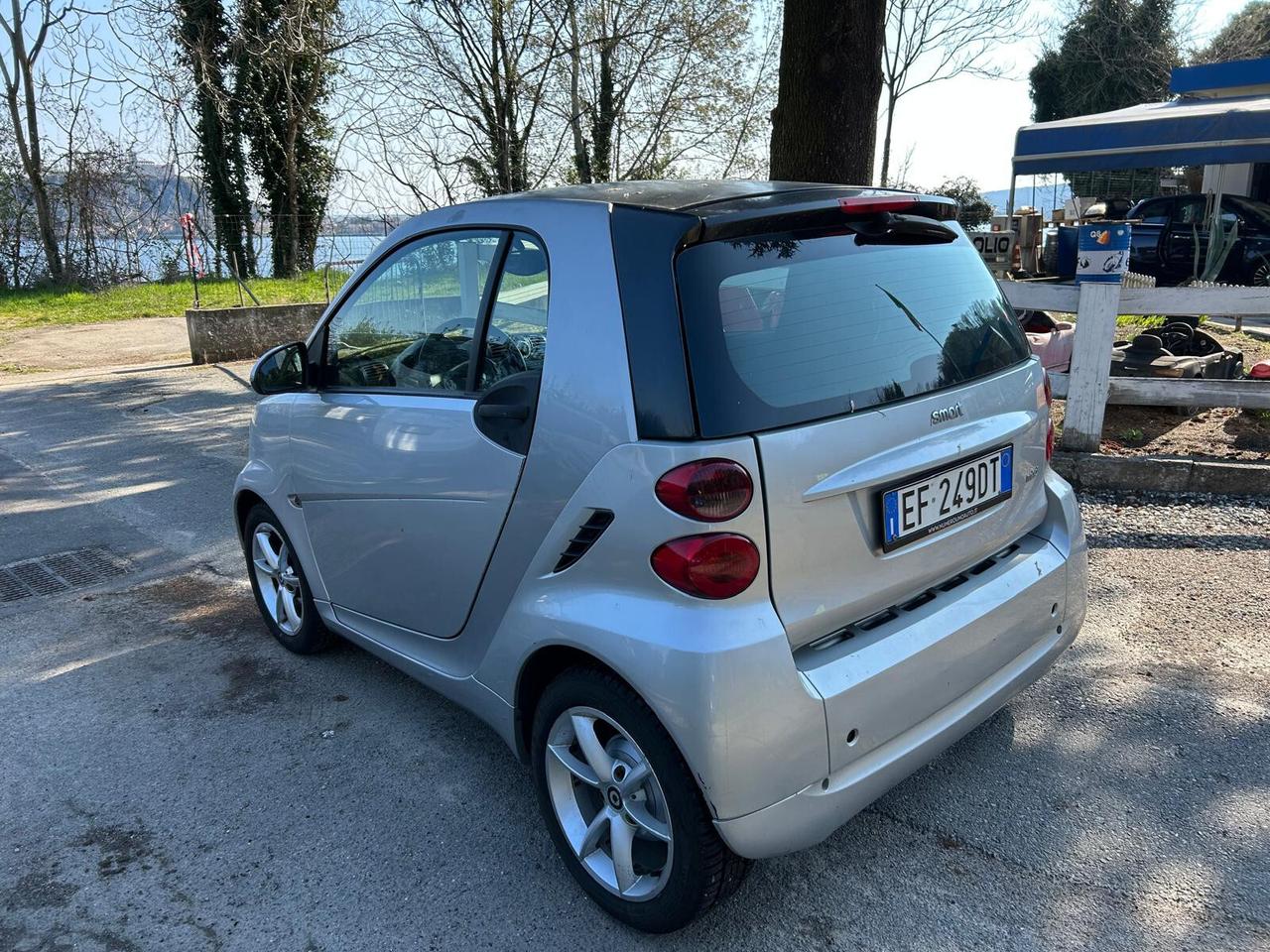 Smart ForTwo 1000 52 kW coupé pure