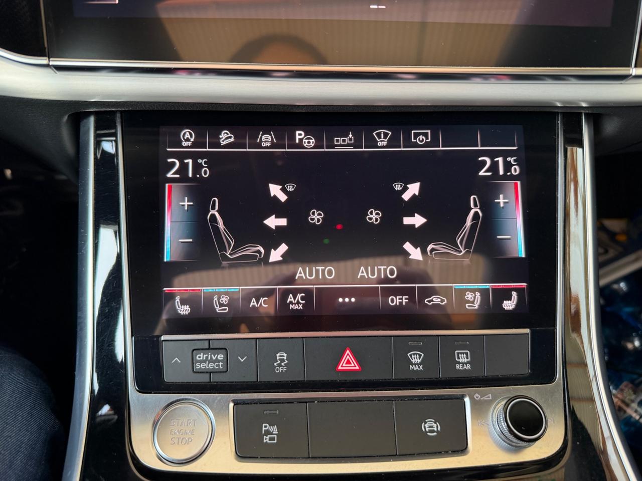 Audi Q8 50 TDI 3x S-Line Stra Full Tetto Head-up