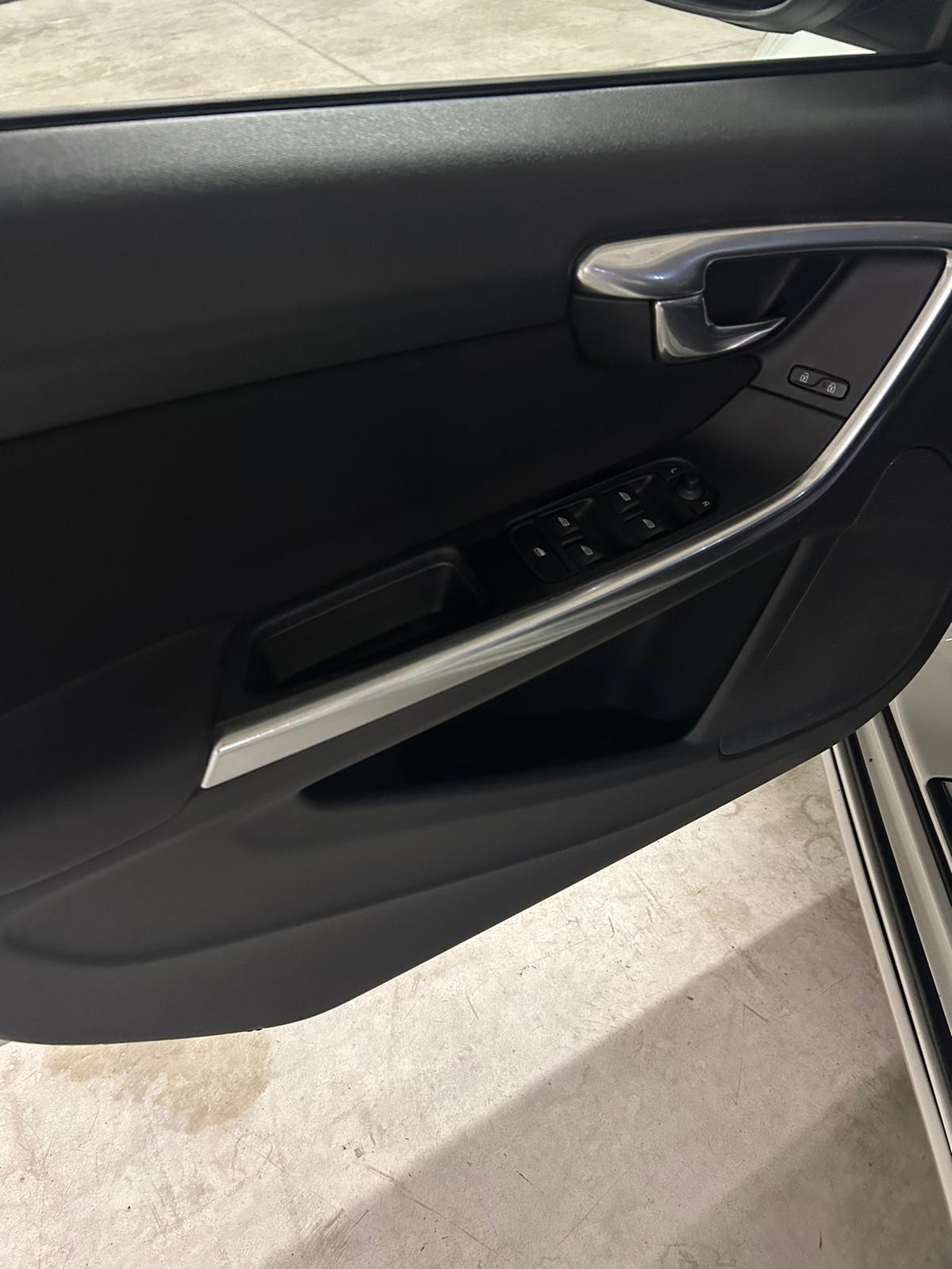 Volvo V60 D3 Kinetic