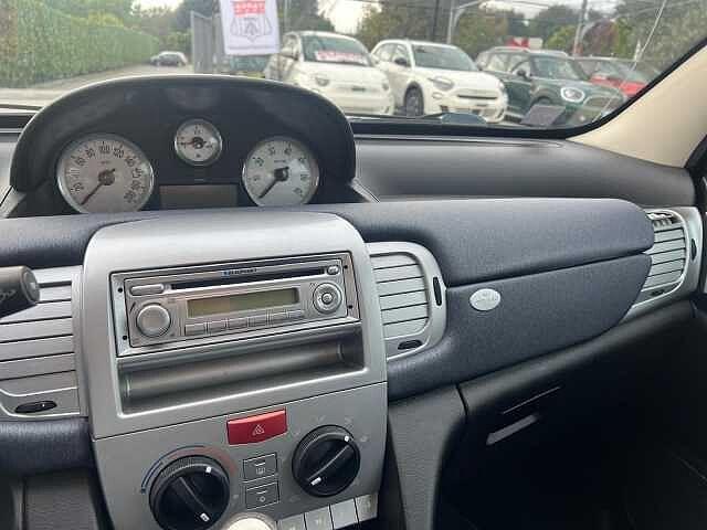 Lancia Ypsilon 1.2 Oro Giallo
