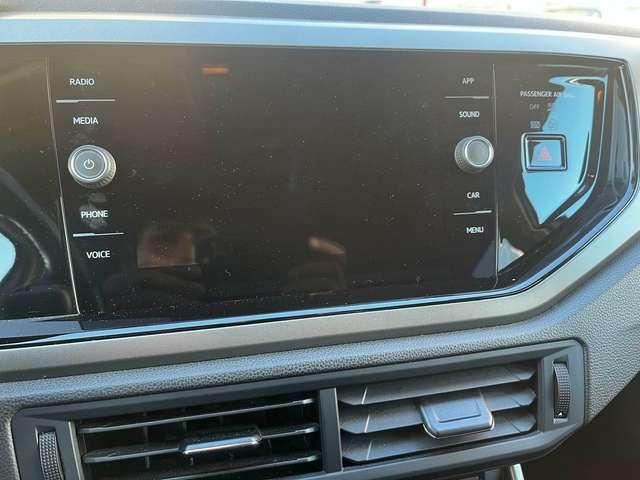 Volkswagen Polo VI 5p 1.0 tgi Highline R-LINE 90cv my19