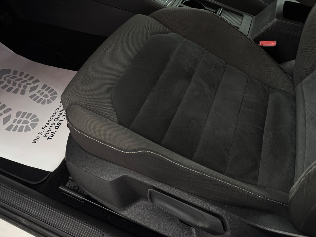 Volkswagen Golf 1.6 TDI DSG Highline BlueMotion Technology