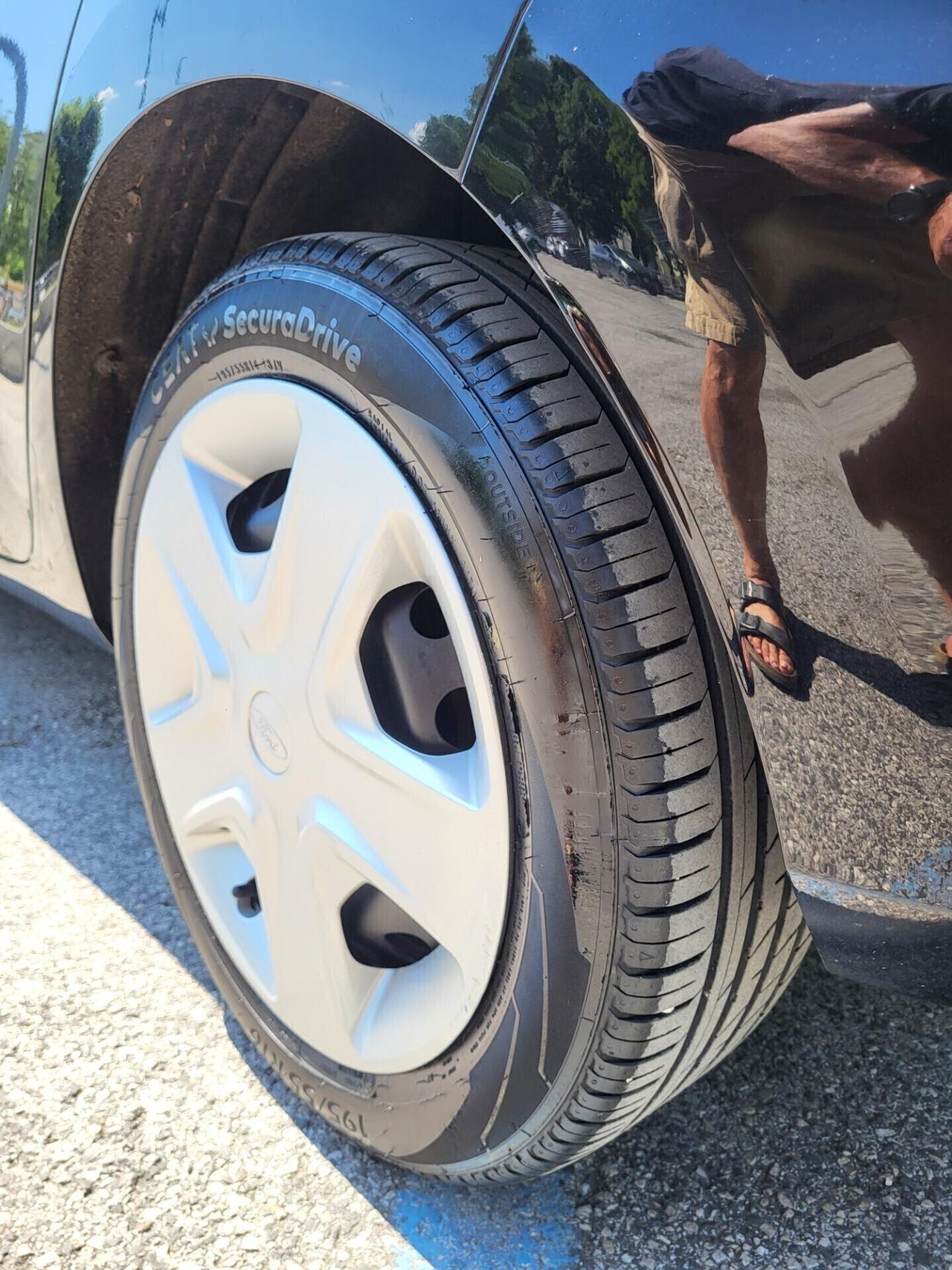 FORD FIESTA 1,1-FOTO REVISIONE-UNICA PROPRIETARIA