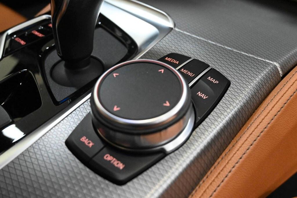 BMW Serie 5(G30/31/F90) 520d 48V xDrive Touring...