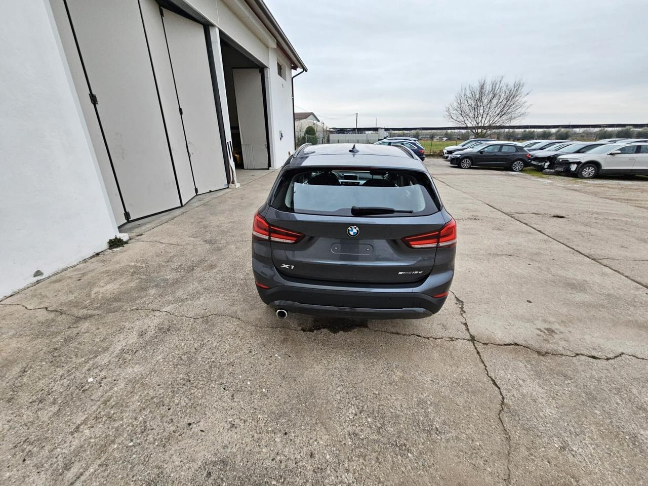 BMW X1 sdrive16d Business auto MOTORE KO