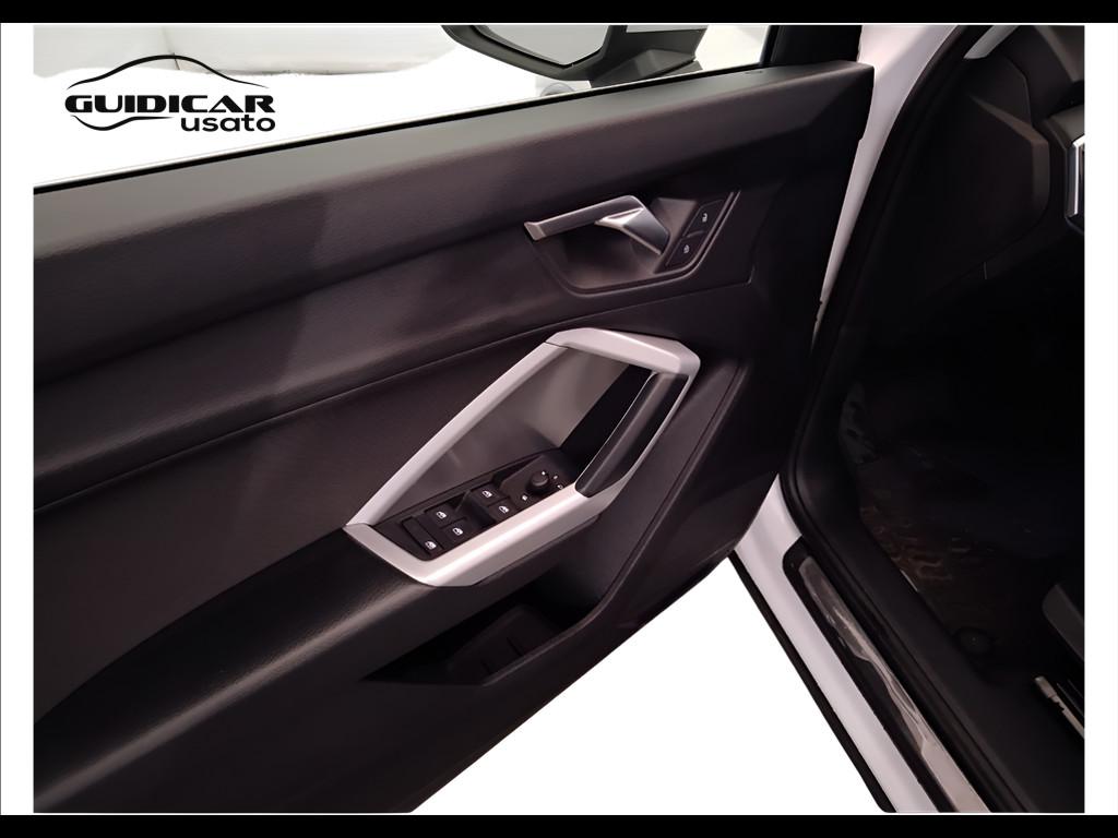 AUDI Q3 I 2019 Sportback - Q3 Sportback 35 2.0 tdi Business Plus