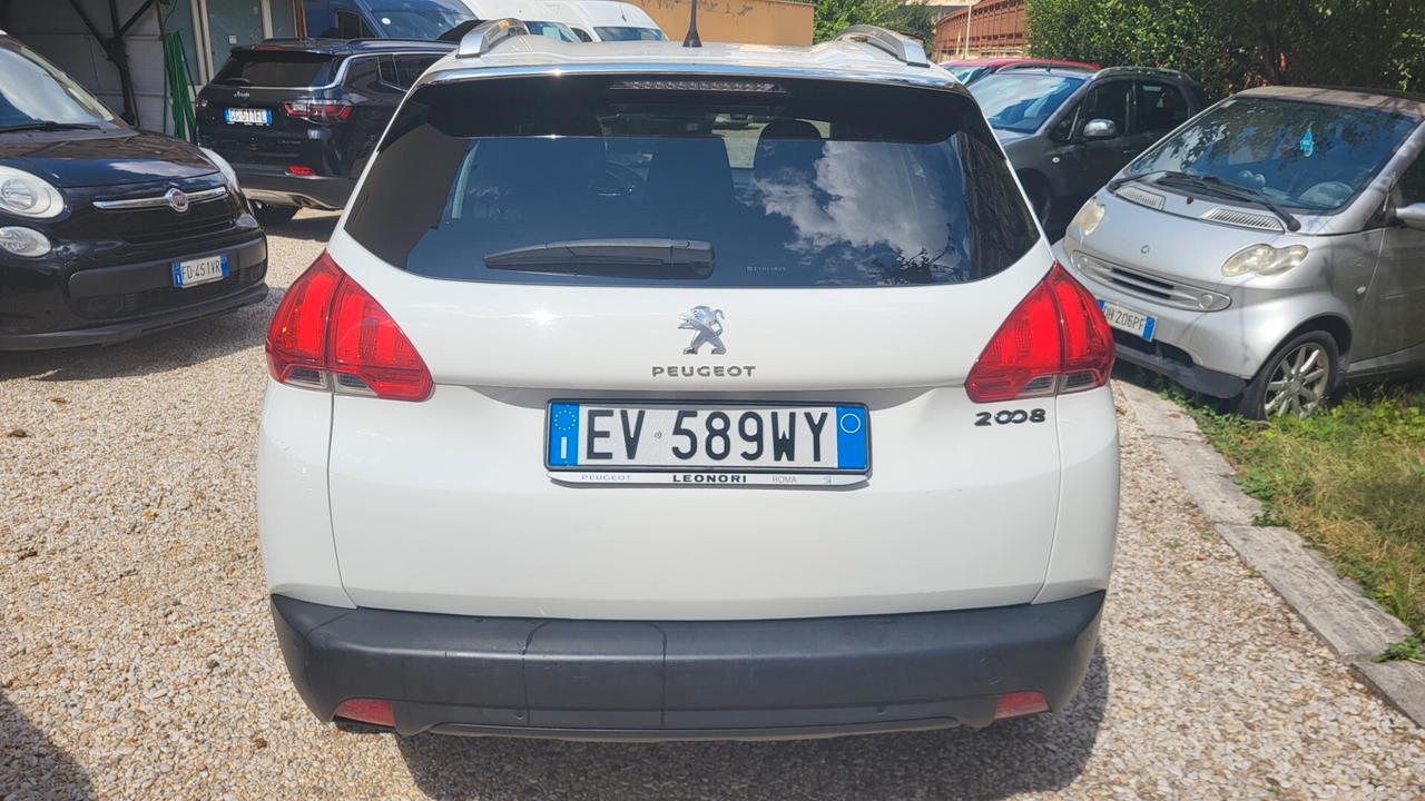 Peugeot 2008 1.2 VTi 82CV Allure