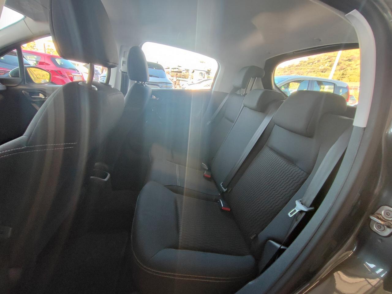 Peugeot 208 PureTech 82 5 porte Allure
