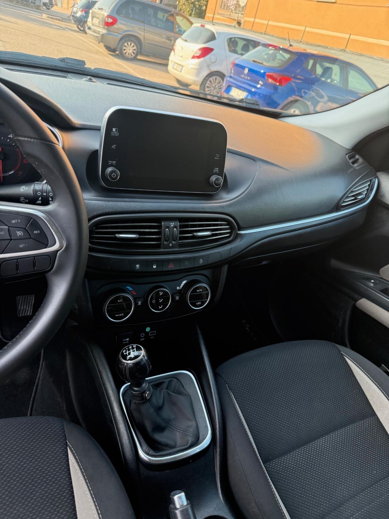 Fiat Tipo 1.6 MJT - 12 MESI DI GARANZIA -