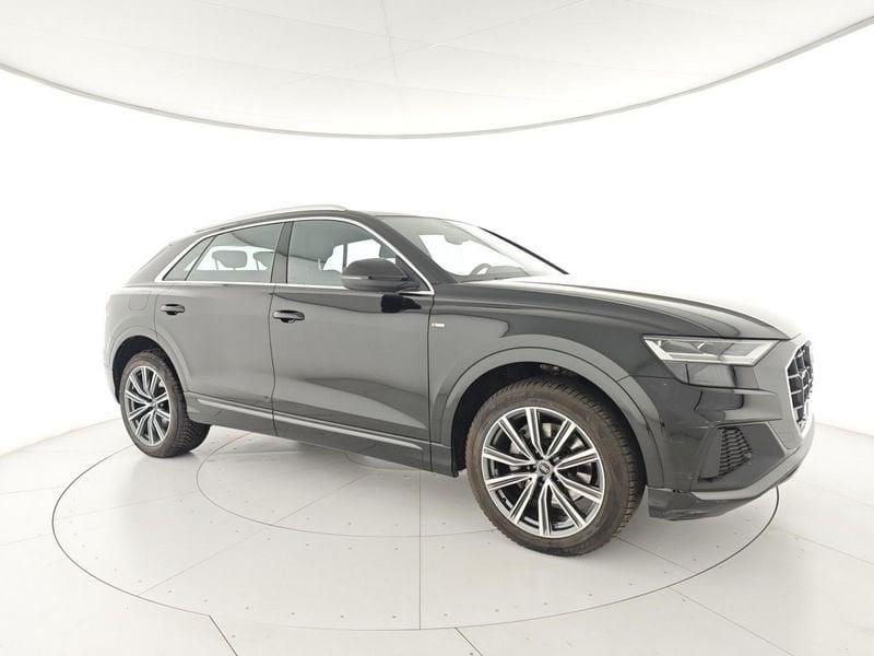 Audi Q8 45 TDI quattro tiptronic Sport