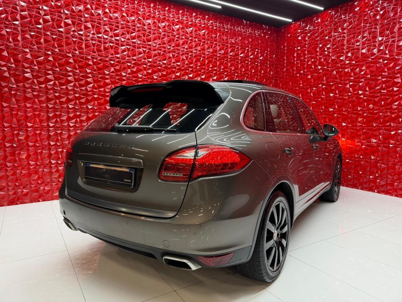 Porsche Cayenne 3.0 Diesel Platinum Edition 250Cv