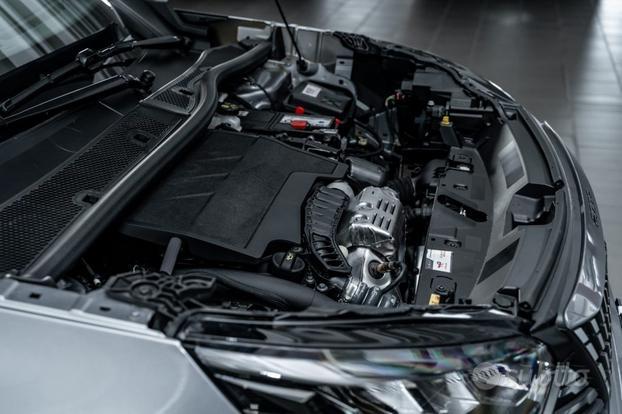 PEUGEOT 2008 PureTech 100 S&S Allure