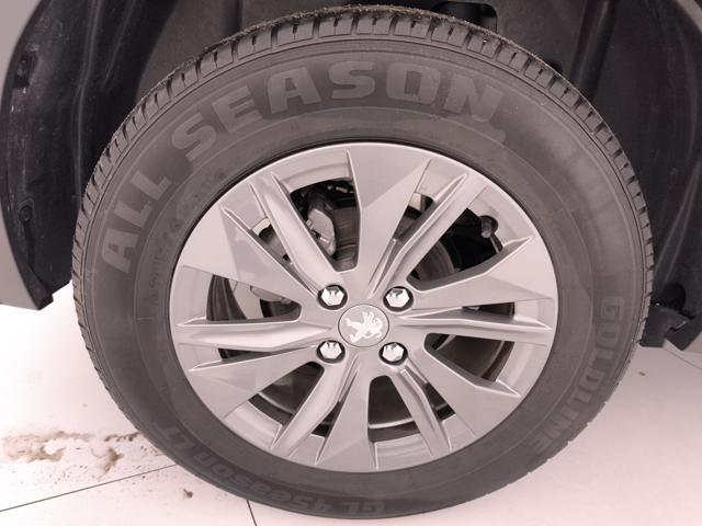 PEUGEOT 2008 1.2 puretech Active s&s 130cv
