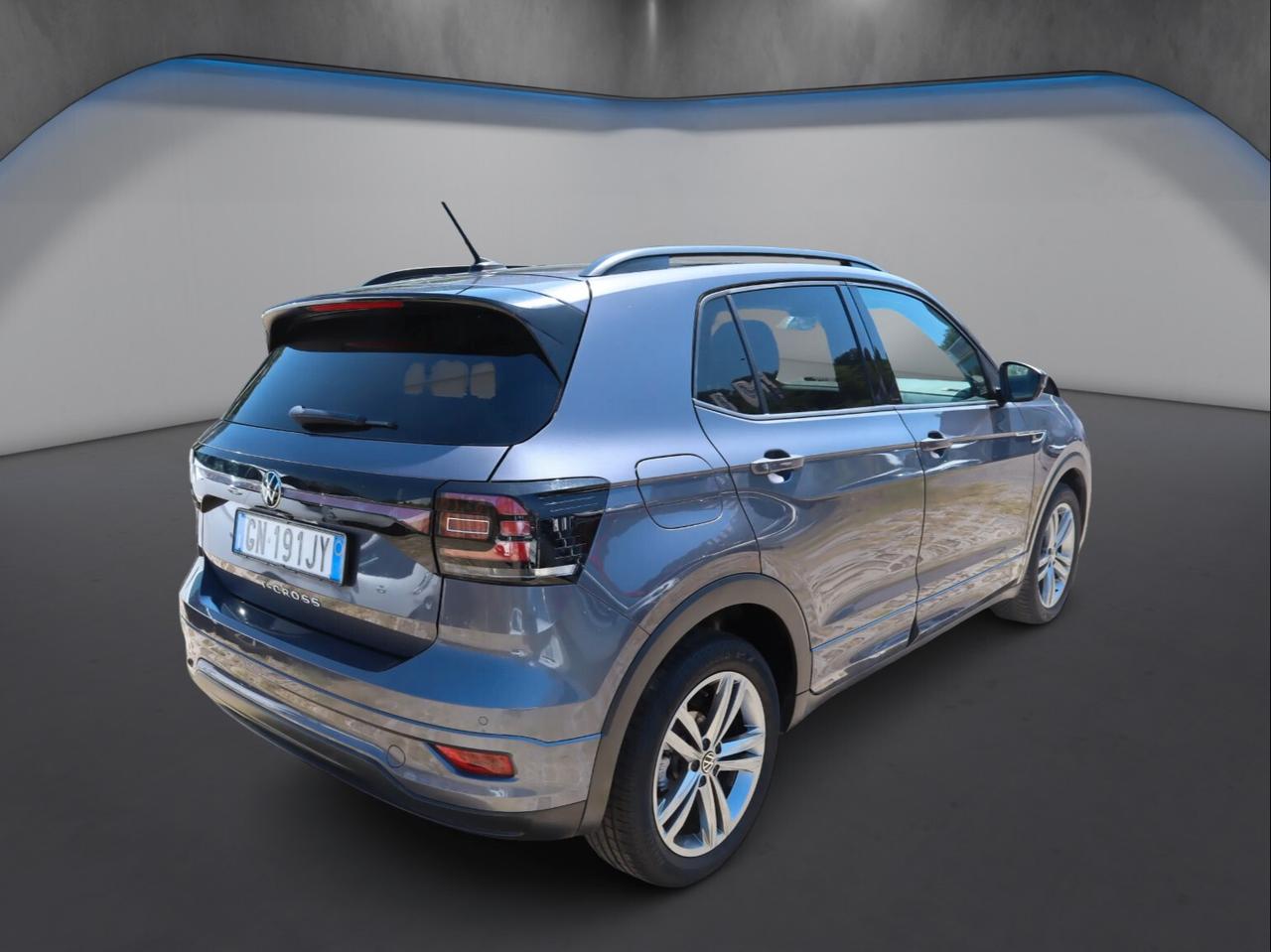Volkswagen T-Cross 1.0cc TSI 110cv DSG Sport R-Line