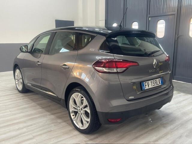 Renault Scenic Scénic dCi 8V 110 CV EDC Energy Sport Edition2