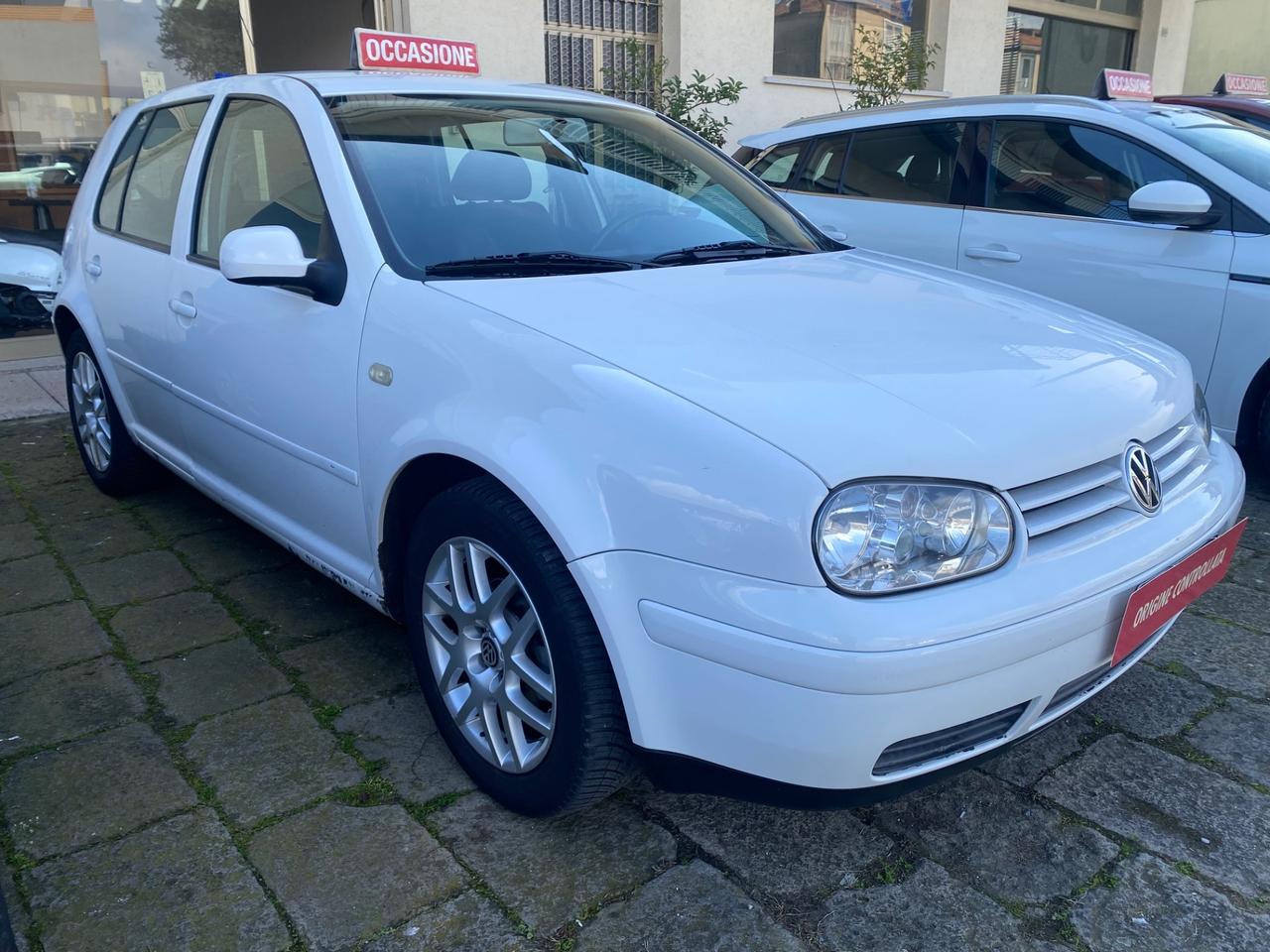 Volkswagen Golf 1.6 cat 5 porte Highline