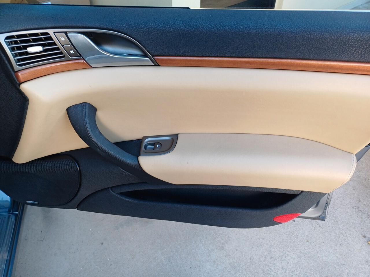 Lancia Thesis 3.0 V6 24V aut. Emblema