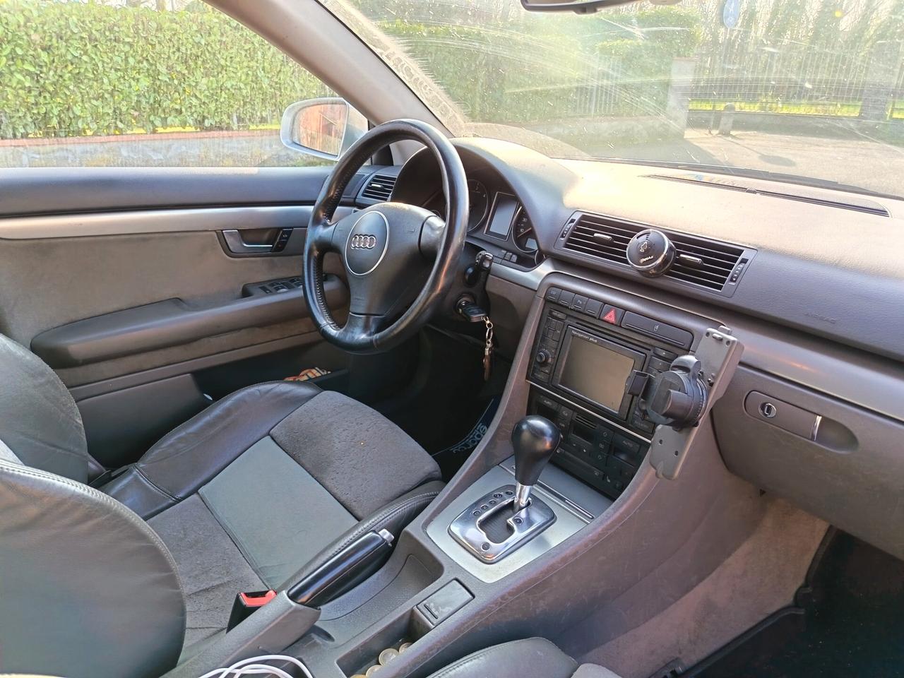 Audi A4 2.5 V6 TDI