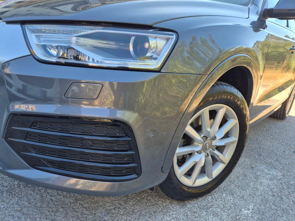 Audi Q3 2.0 TDI 150 CV S tronic Sport