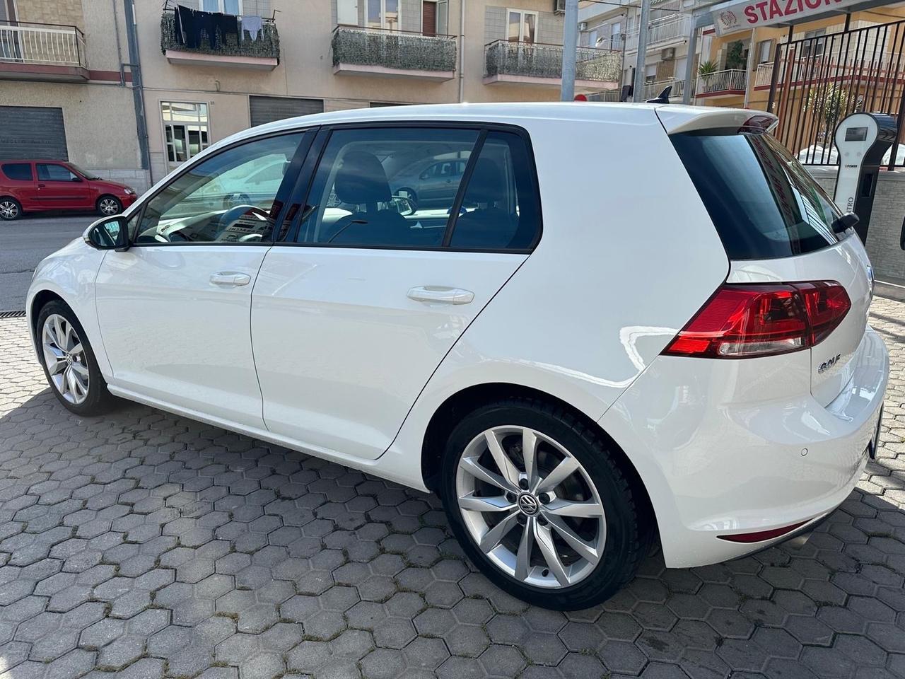 Volkswagen Golf 1.6 TDI 110 CV 5p. Highline BlueMotion Technology