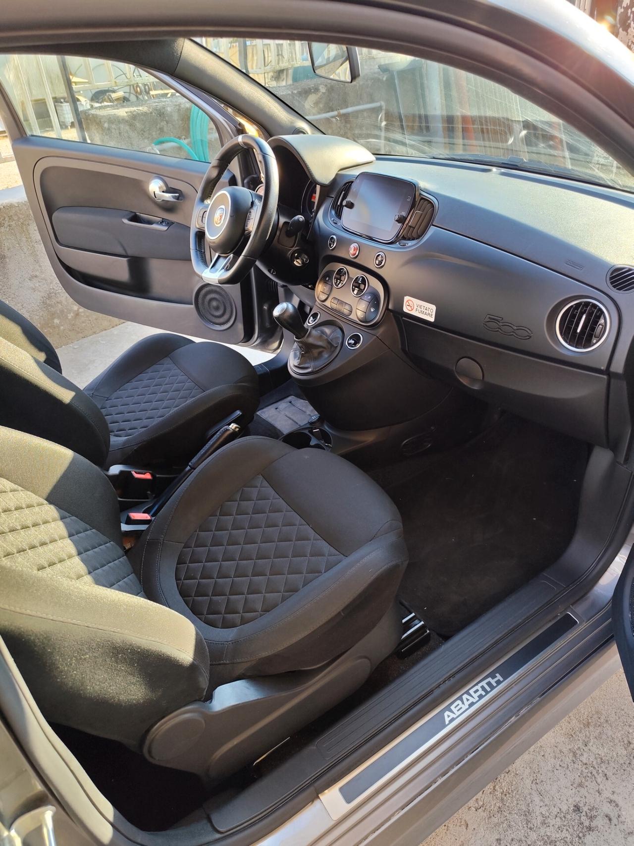 Abarth 595 1.4 Turbo T-Jet 165 CV