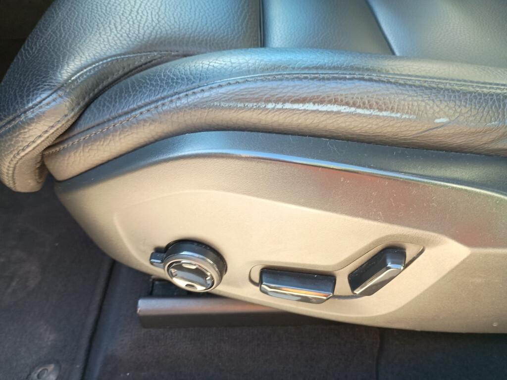 Volvo XC 60 B4 (d) AWD automatica Plus Bright