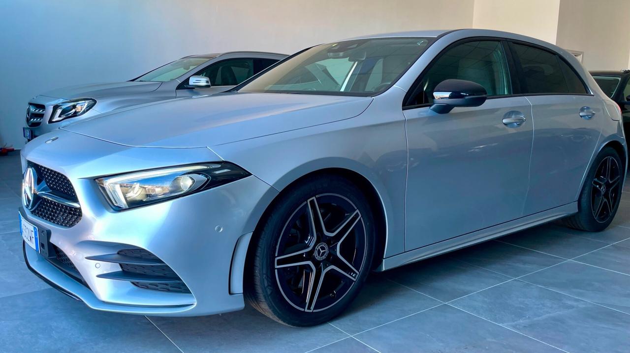 MERCEDES-BENZ CLASSE A250 2.0 PREMIUM 4-MATIC 224CV - ALCANTARA, SEDILI RISCALDABILI, PACCHETTO LUCI