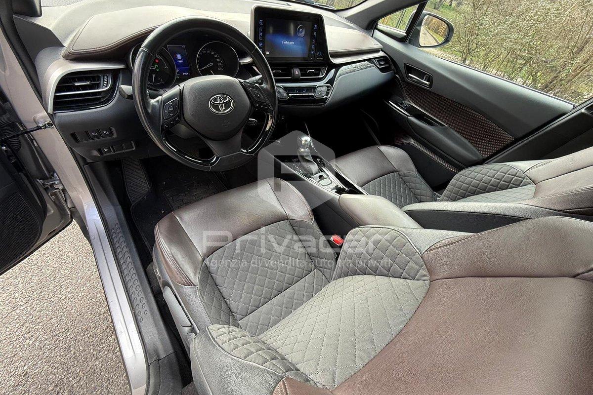 TOYOTA C-HR 1.8 Hybrid E-CVT Lounge