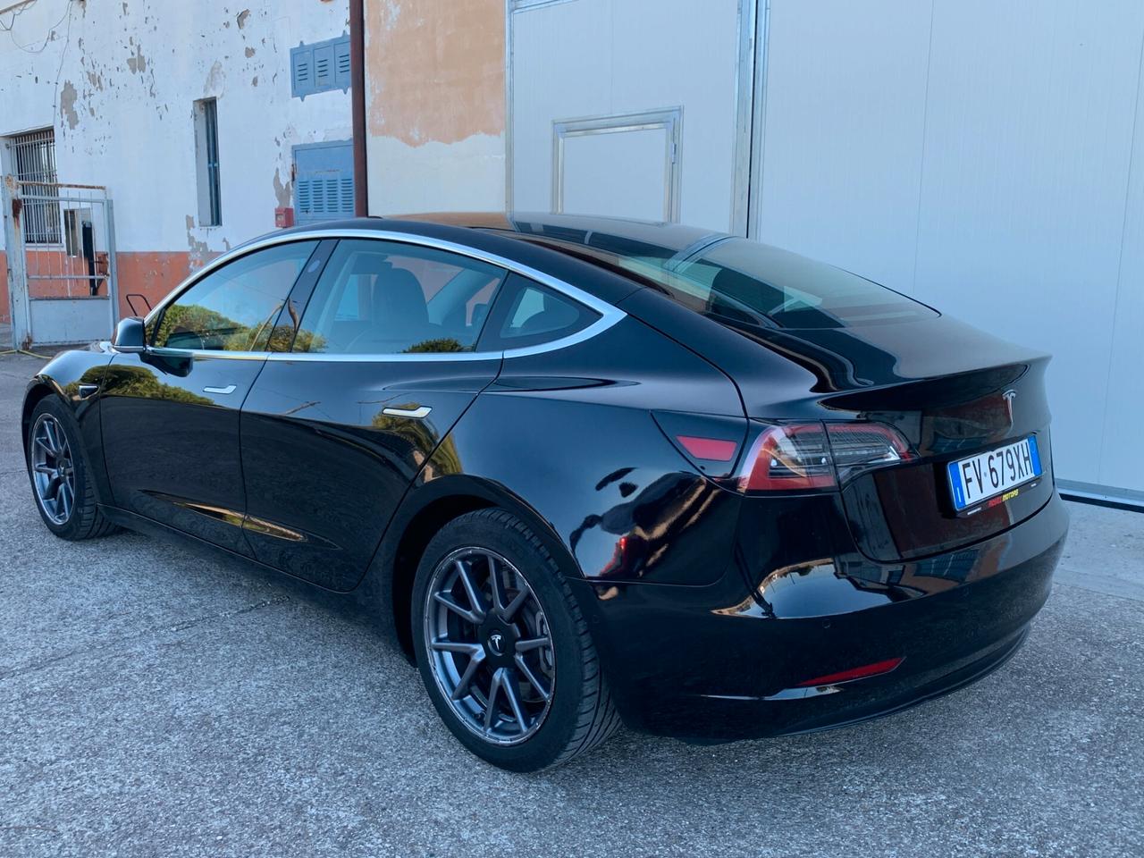 Tesla Model 3 Long Range Dual Motor AWD