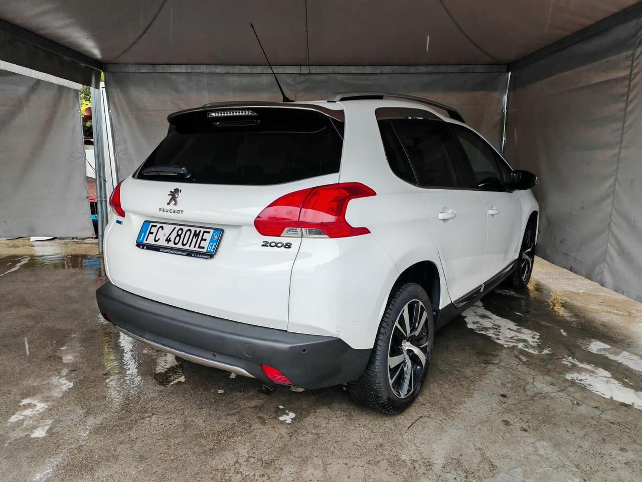 Peugeot 2008 BlueHDi 120 S&S Allure