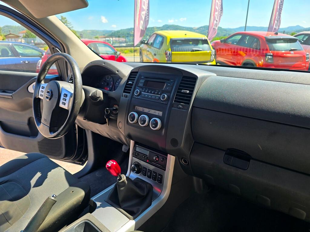 Nissan Navara 2.5 dCi 190CV "LE"