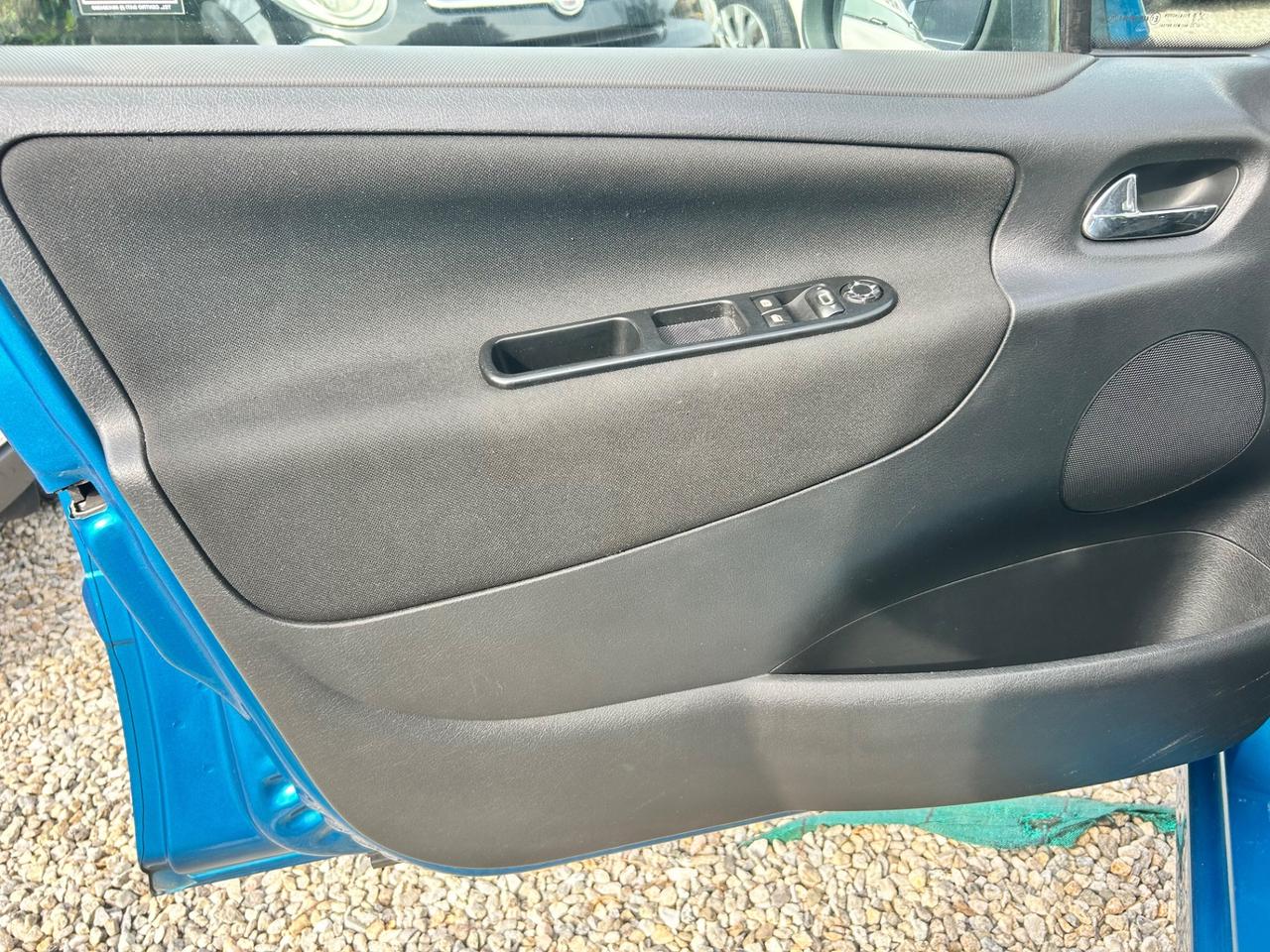 Peugeot 207 1.4 HDi 70CV 5p.