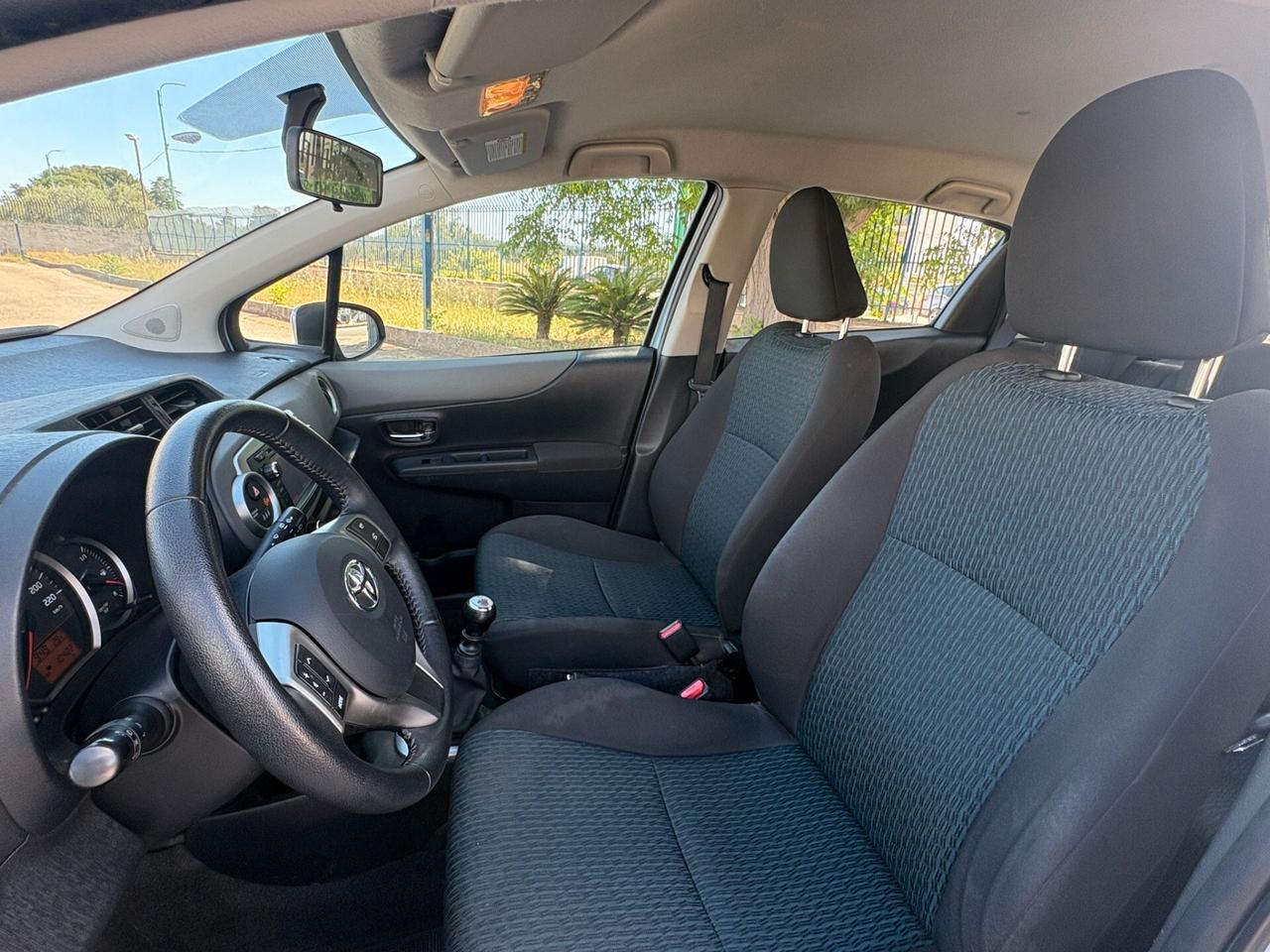 Toyota Yaris 1.4 D-4D 5 porte Lounge