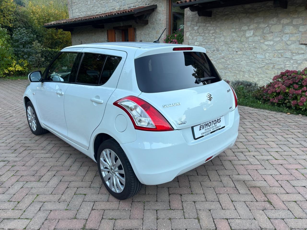 Suzuki Swift 1.2 VVT 4WD 5 porte