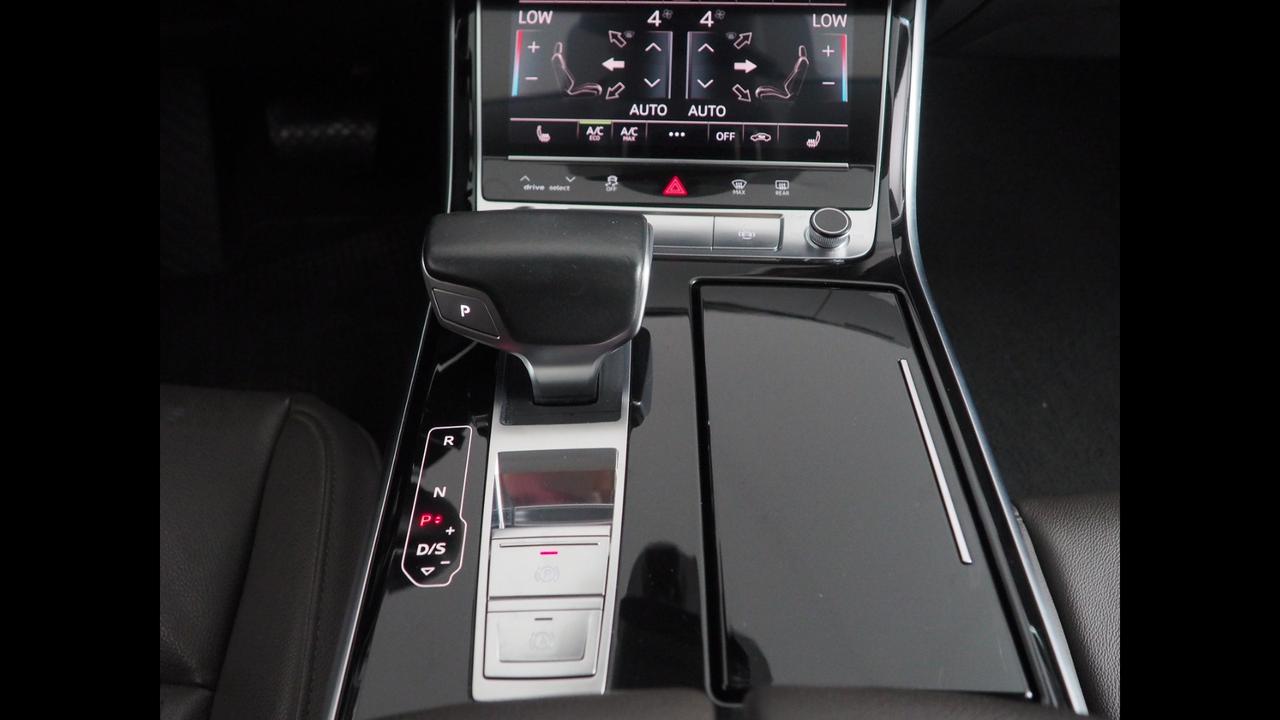 AUDI A8 50 TDI 3.0 QUATTRO TIPTRONIC