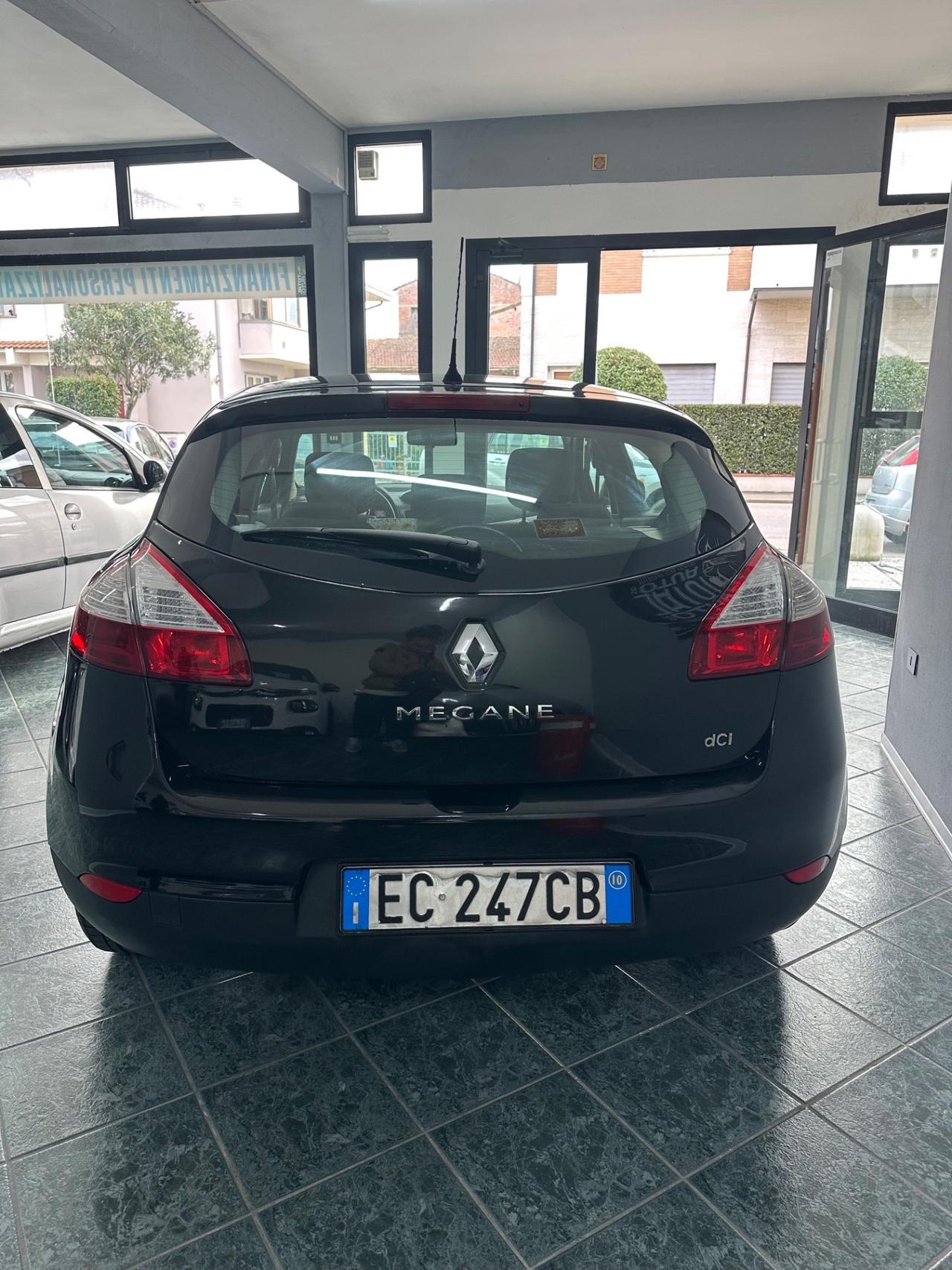 Renault Megane Mégane 1.5 dCi 110CV EDC Dynamique